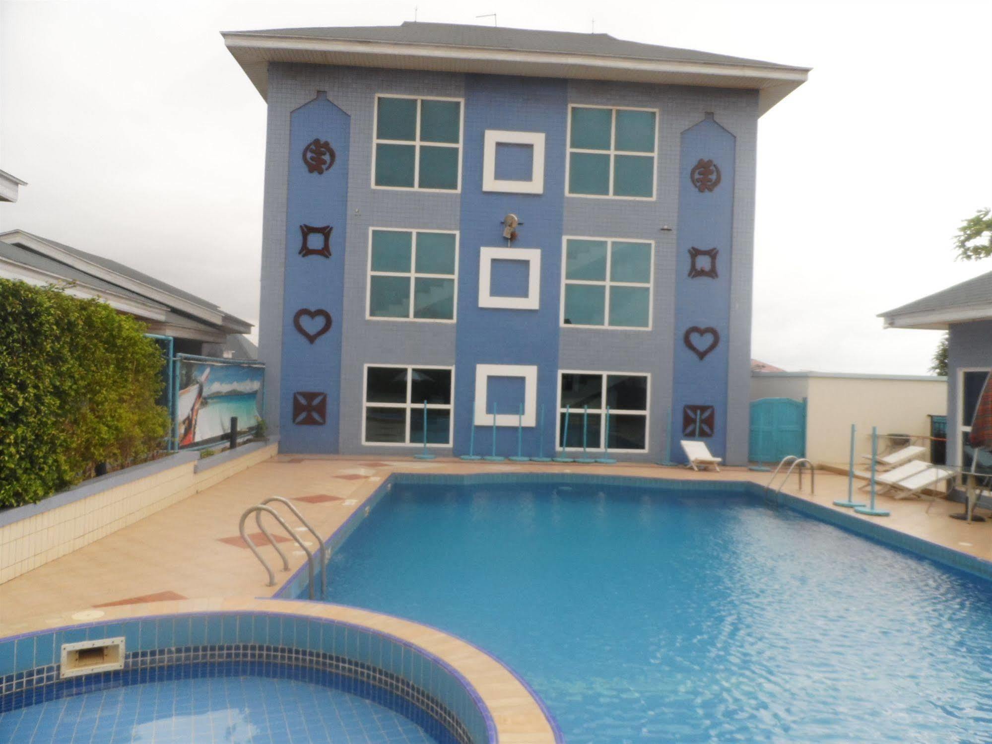 De Holiday Beach Hotel Kokrobite Екстер'єр фото